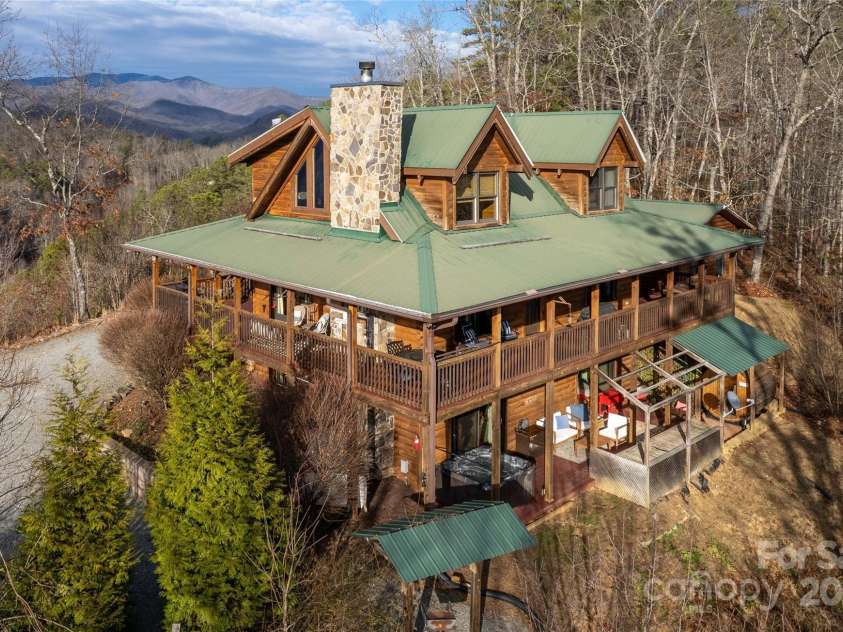 534 Eagles View Road, Bryson City, NC 28713.  MLS# CAR4215867, YatesRealty ID 12693. 
