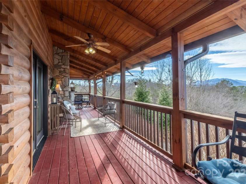 534 Eagles View Road, Bryson City, NC 28713.  MLS# CAR4215867, YatesRealty ID 12693. 