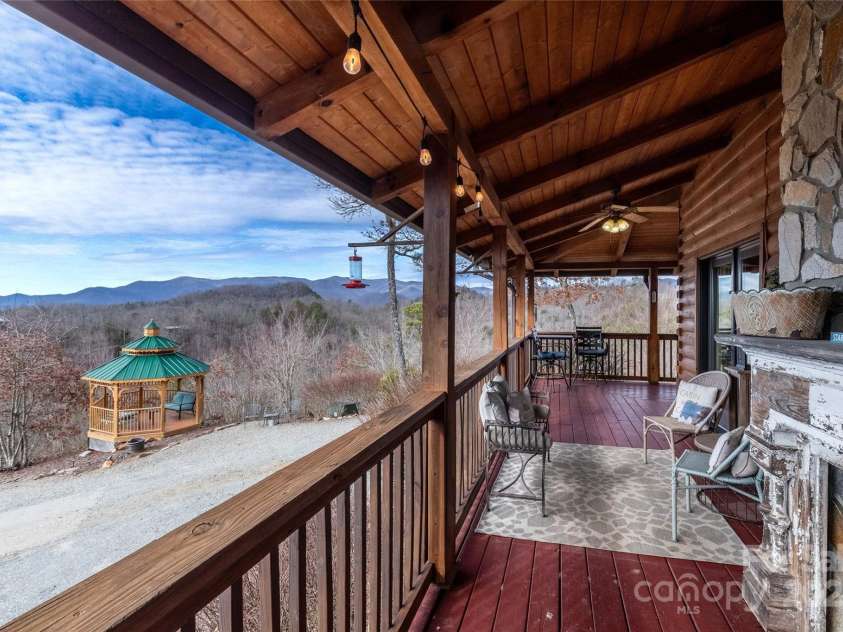 534 Eagles View Road, Bryson City, NC 28713.  MLS# CAR4215867, YatesRealty ID 12693. 