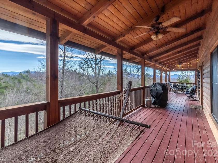 534 Eagles View Road, Bryson City, NC 28713.  MLS# CAR4215867, YatesRealty ID 12693. 