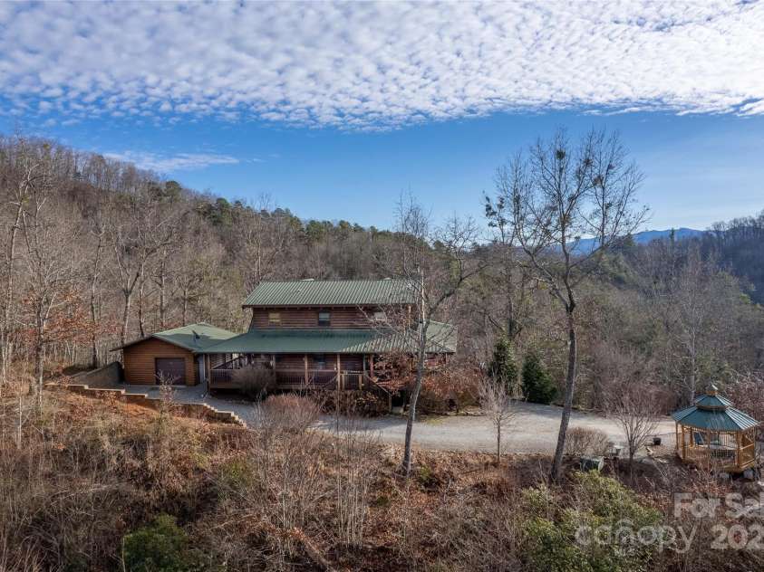 534 Eagles View Road, Bryson City, NC 28713.  MLS# CAR4215867, YatesRealty ID 12693. 