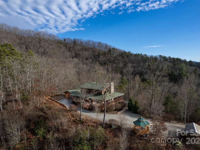 534 Eagles View Road, Bryson City, NC 28713.  MLS# CAR4215867, YatesRealty ID 12693. 