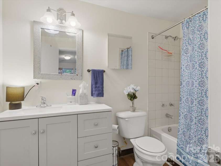 6223 Macon Street, Charlotte, NC 28208.  MLS# CAR4363262, YatesRealty ID 12693. Ensuite bathroom