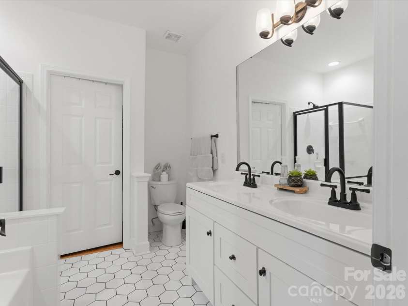4084 Holly Villa Circle, Indian Trail, NC 28079.  MLS# CAR4365523, YatesRealty ID 12696. Primary Bathroom