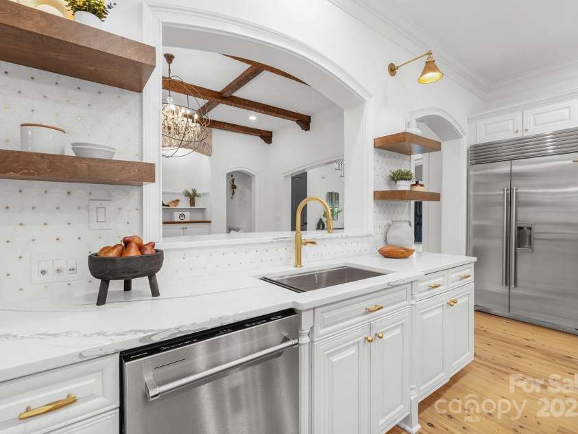 7311 Barrington Ridge Drive, Fort Mill, SC 29707.  MLS# CAR4310703, YatesRealty ID 12696. 