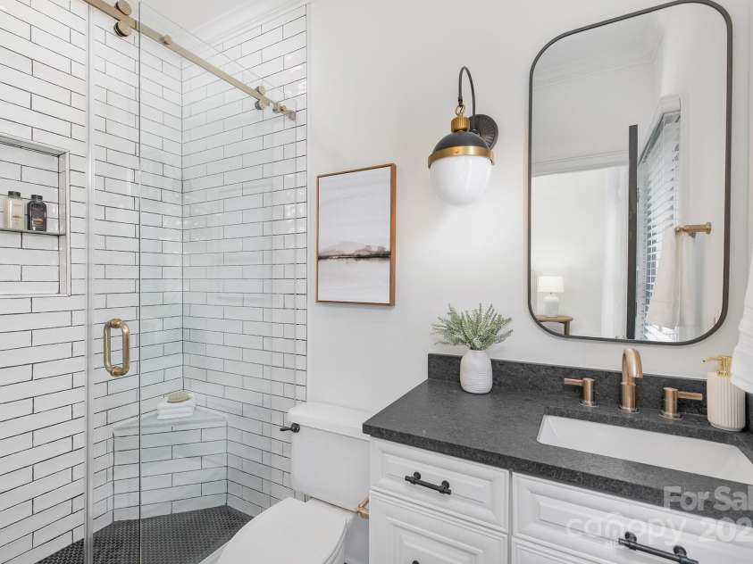 7311 Barrington Ridge Drive, Fort Mill, SC 29707.  MLS# CAR4310703, YatesRealty ID 12696. Newly renovated bathroom