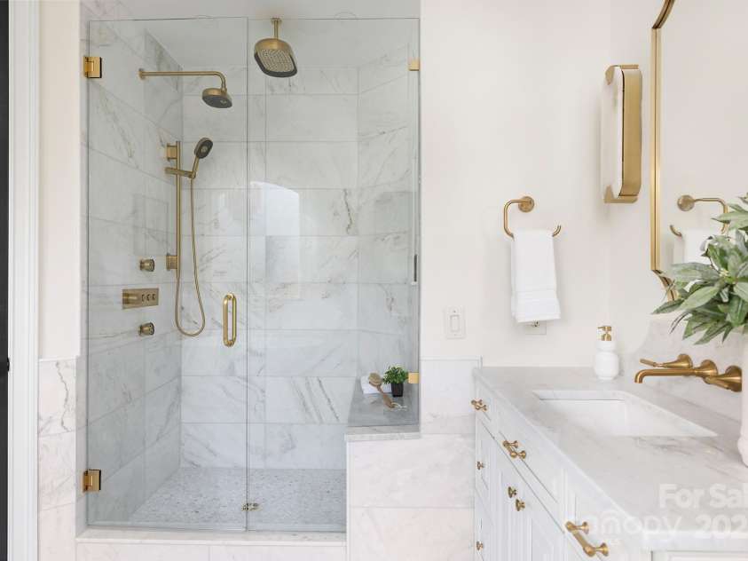 7311 Barrington Ridge Drive, Fort Mill, SC 29707.  MLS# CAR4310703, YatesRealty ID 12696. Newly renovated primary bath 