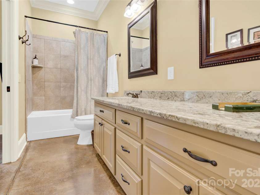 107 Cold Hollow Farms Drive, Mooresville, NC 28117.  MLS# CAR4218362, YatesRealty ID 12697. 