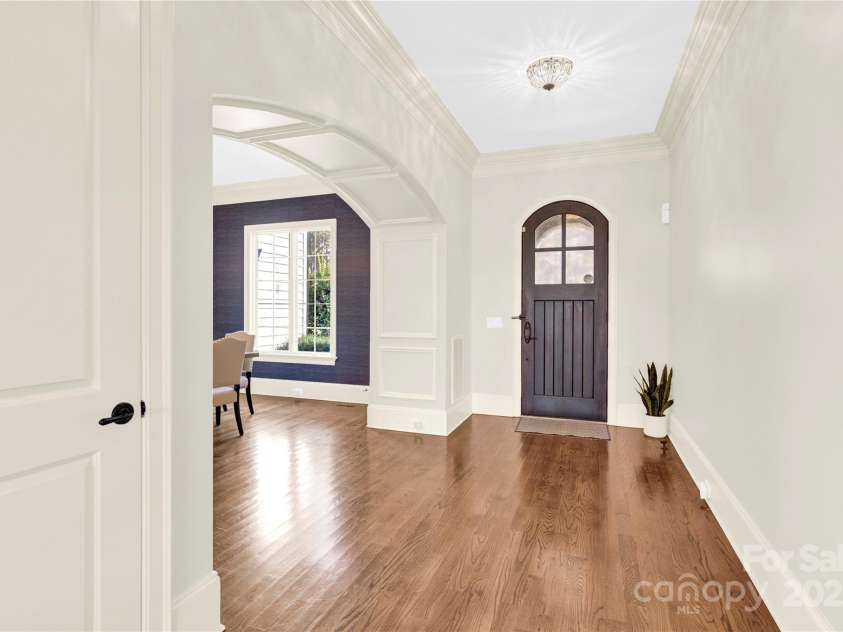 107 Cold Hollow Farms Drive, Mooresville, NC 28117.  MLS# CAR4218362, YatesRealty ID 12697. Entry Way