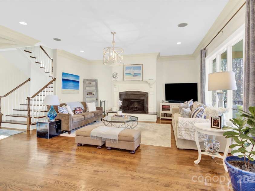 107 Cold Hollow Farms Drive, Mooresville, NC 28117.  MLS# CAR4218362, YatesRealty ID 12697. Living Room