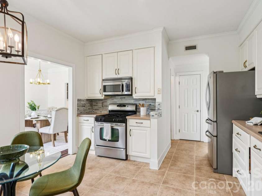 2005 Pinefield Court, Gastonia, NC 28056.  MLS# CAR4363105, YatesRealty ID 12697. 