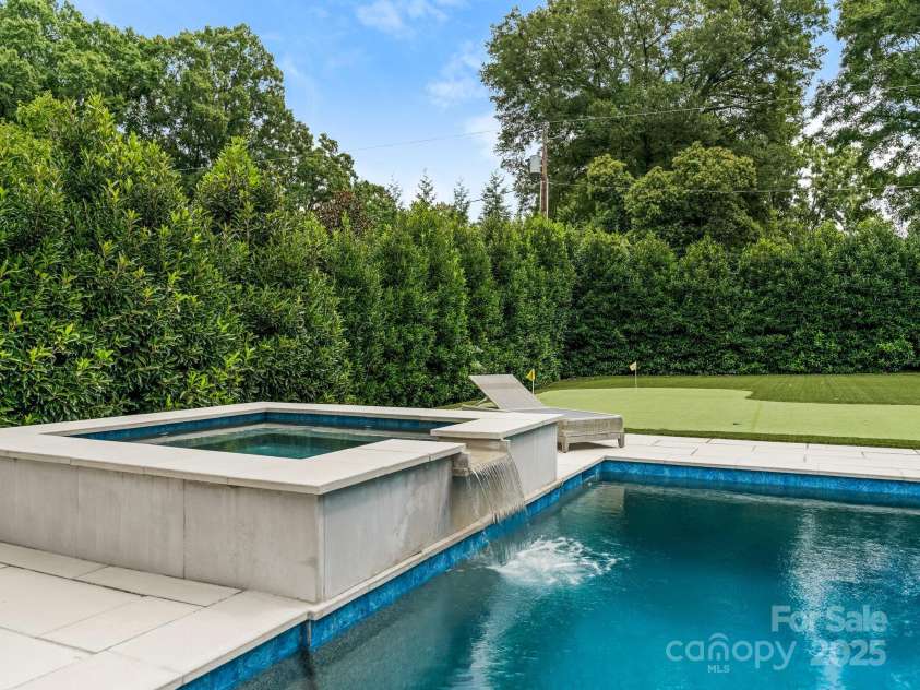 2343 Vernon Drive, Charlotte, NC 28211.  MLS# CAR4247008, YatesRealty ID 12698. Pool