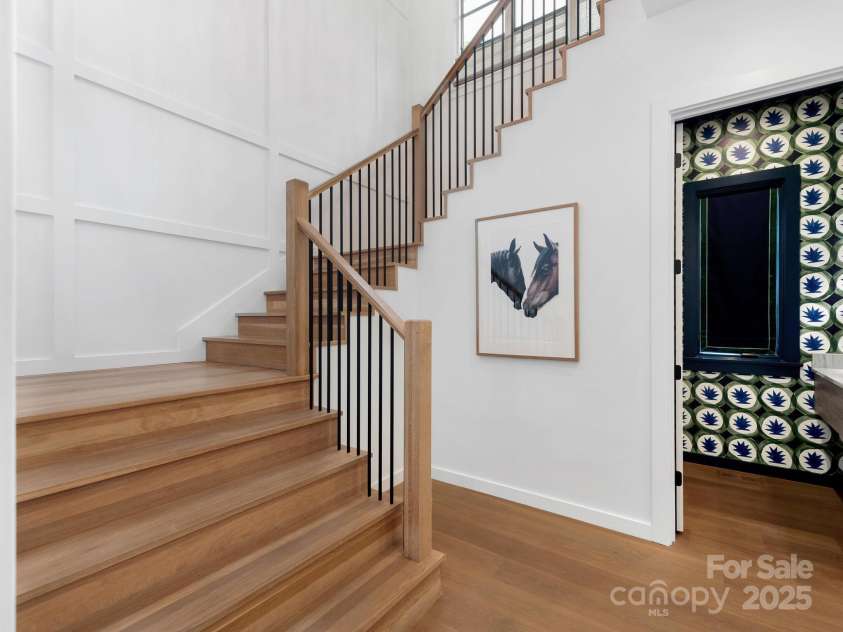 2343 Vernon Drive, Charlotte, NC 28211.  MLS# CAR4247008, YatesRealty ID 12698. Staircase