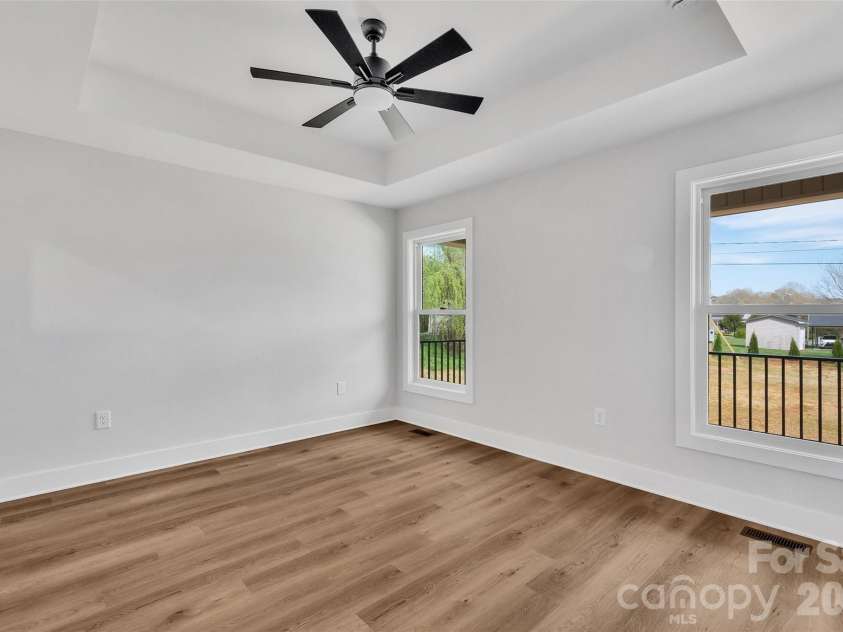 2572 Teague Street, Lincolnton, NC 28092.  MLS# CAR4356626, YatesRealty ID 12698. 