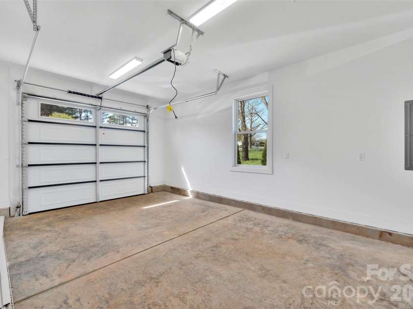 2572 Teague Street, Lincolnton, NC 28092.  MLS# CAR4356626, YatesRealty ID 12698. 