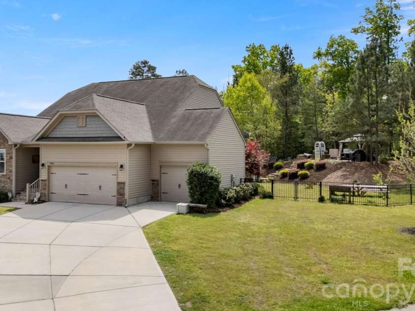 4708 Summerside Drive, Clover, SC 29710.  MLS# CAR4367518, YatesRealty ID 12698. 