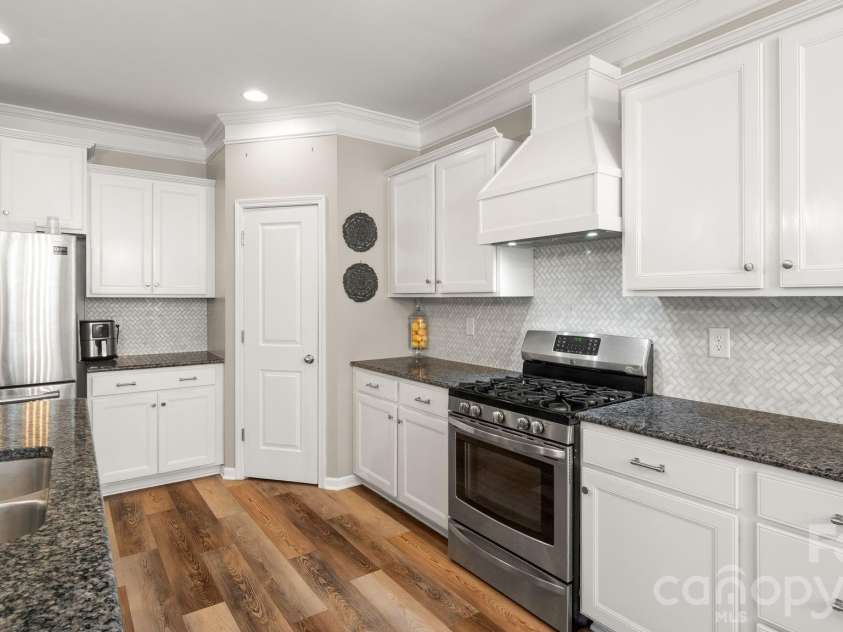 4708 Summerside Drive, Clover, SC 29710.  MLS# CAR4367518, YatesRealty ID 12698. 