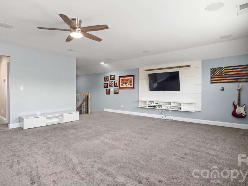 2696 Suffolk Place, Fort Mill, SC 29715.  MLS# CAR4368761, YatesRealty ID 12699. 