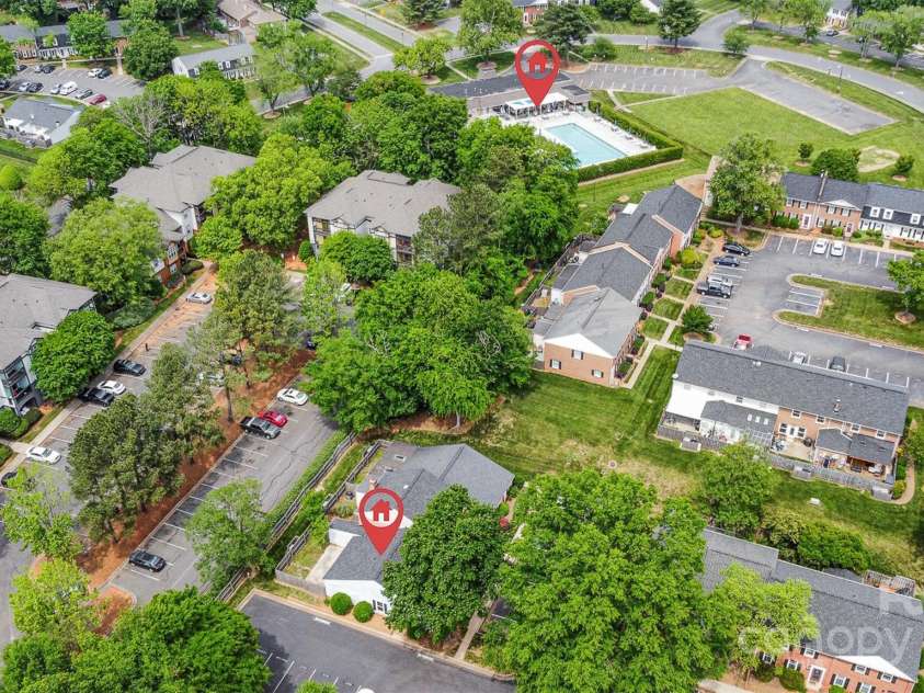8325 Knights Bridge Road, Charlotte, NC 28210.  MLS# CAR4250598, YatesRealty ID 12699. Community (Aerial)