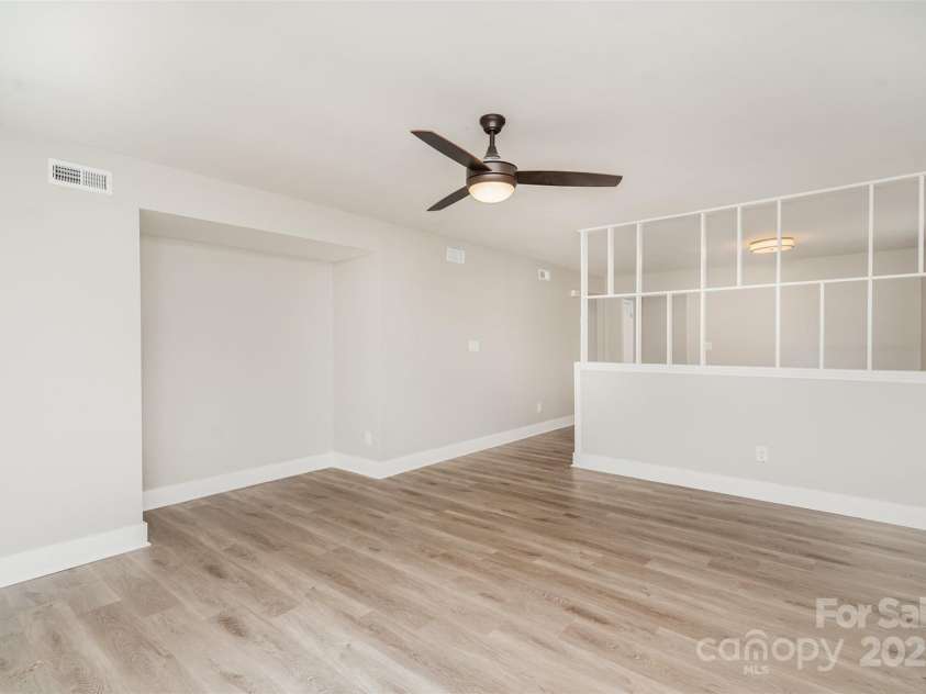 8325 Knights Bridge Road, Charlotte, NC 28210.  MLS# CAR4250598, YatesRealty ID 12699. Living Room