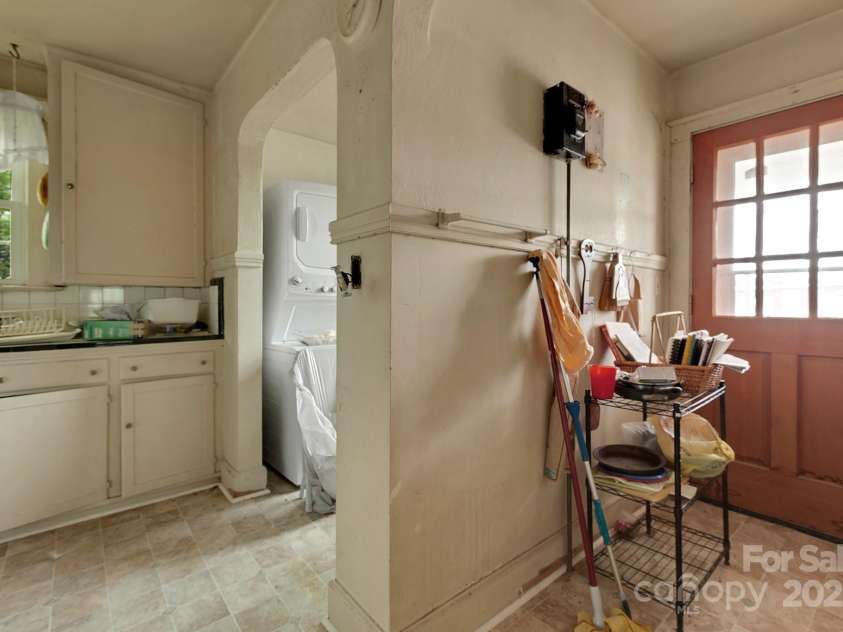 114 5th Street, Albemarle, NC 28001.  MLS# CAR4250566, YatesRealty ID 127. 