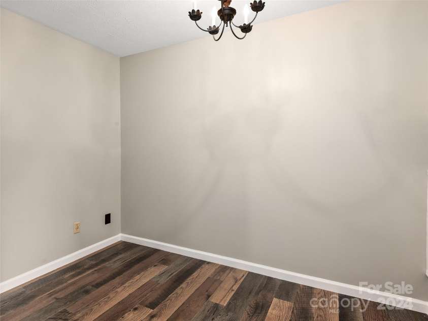 7 Chase Drive, Candler, NC 28715.  MLS# CAR4154891, YatesRealty ID 127. 