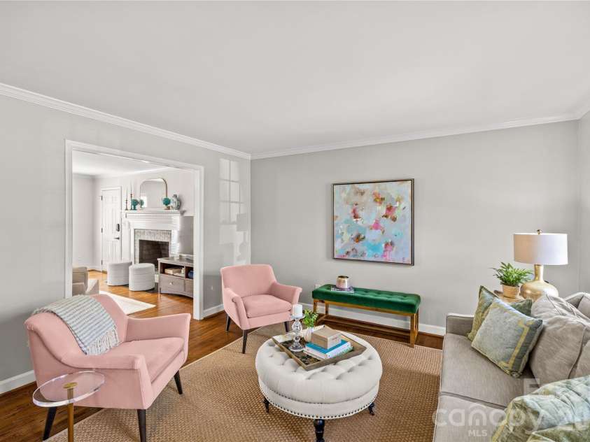 1104 Hulston Court, Charlotte, NC 28211.  MLS# CAR4354975, YatesRealty ID 12703. 