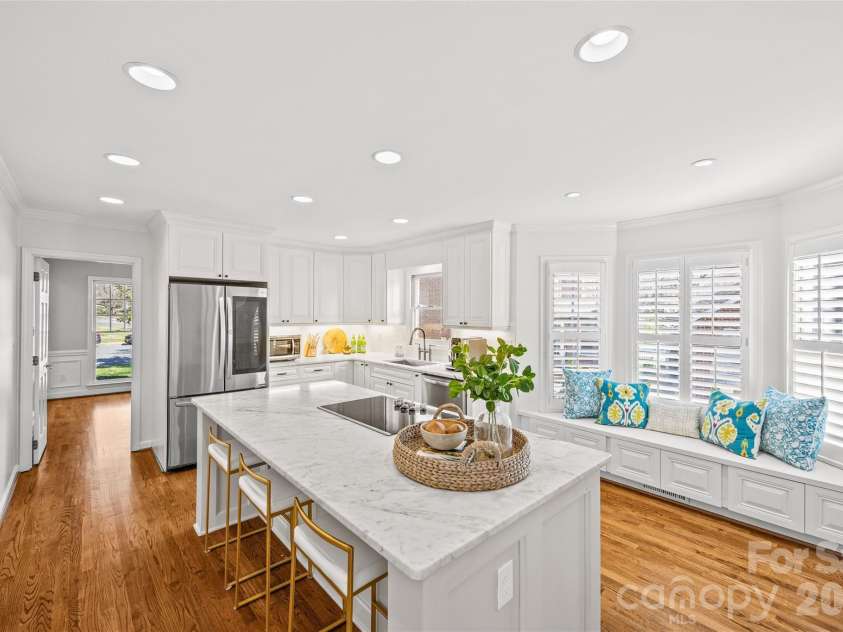 1104 Hulston Court, Charlotte, NC 28211.  MLS# CAR4354975, YatesRealty ID 12703. 