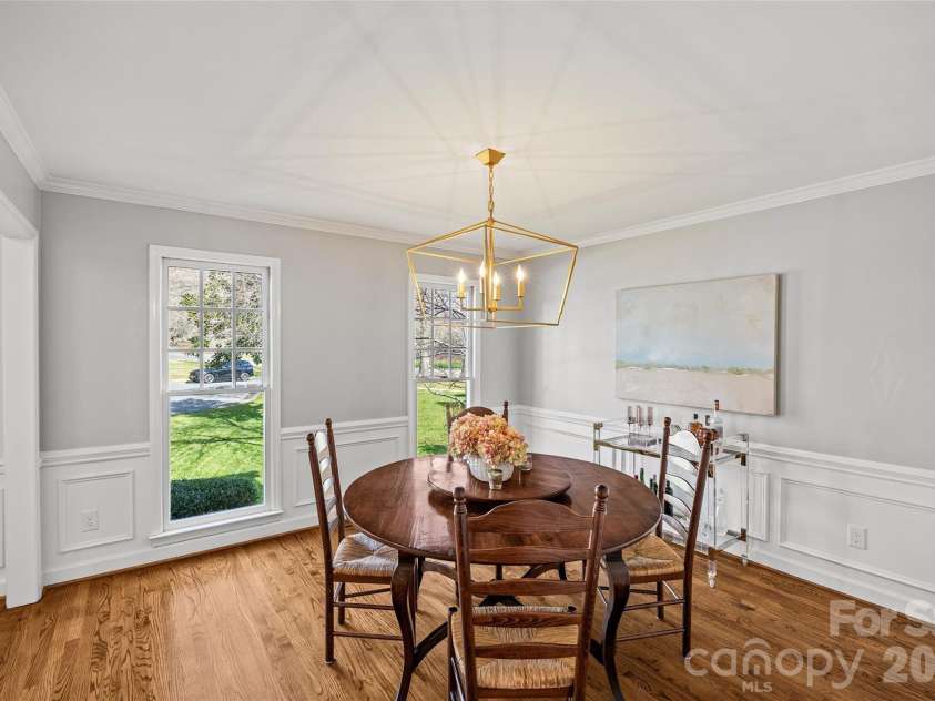 1104 Hulston Court, Charlotte, NC 28211.  MLS# CAR4354975, YatesRealty ID 12703. 