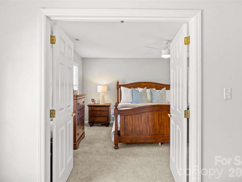 1104 Hulston Court, Charlotte, NC 28211.  MLS# CAR4354975, YatesRealty ID 12703. 