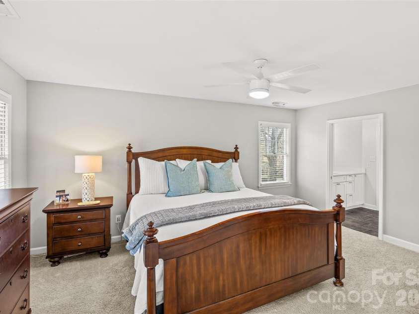 1104 Hulston Court, Charlotte, NC 28211.  MLS# CAR4354975, YatesRealty ID 12703. 