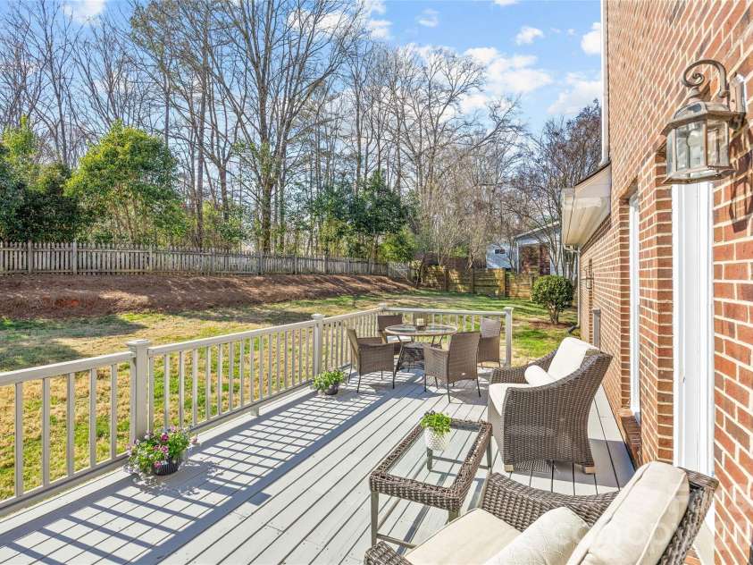 1104 Hulston Court, Charlotte, NC 28211.  MLS# CAR4354975, YatesRealty ID 12703. 