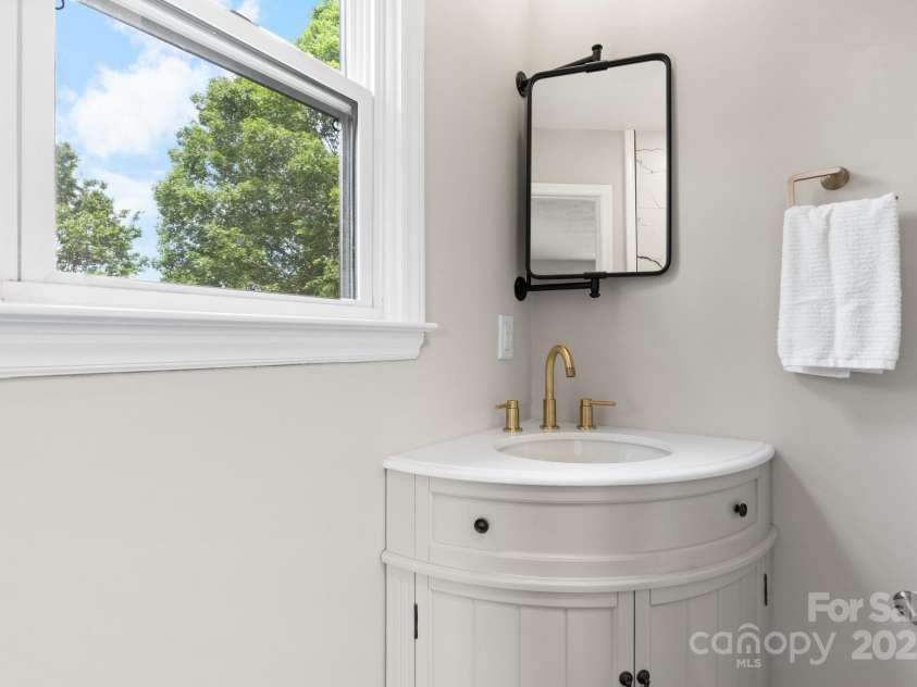 606 Hillcrest Street, Hudson, NC 28638.  MLS# CAR4255015, YatesRealty ID 12703. 