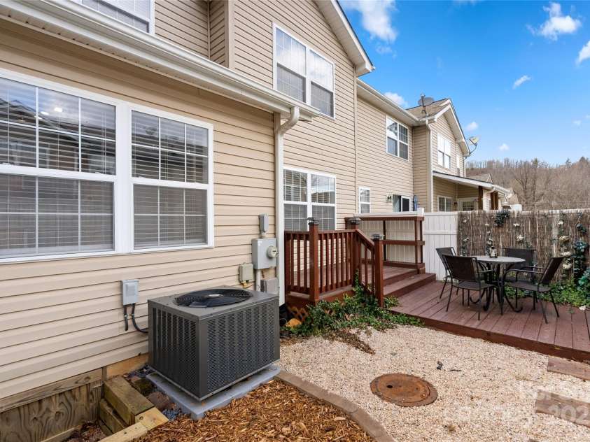 210 Pembrook Road, Swannanoa, NC 28778.  MLS# CAR4231531, YatesRealty ID 12705. Back yard