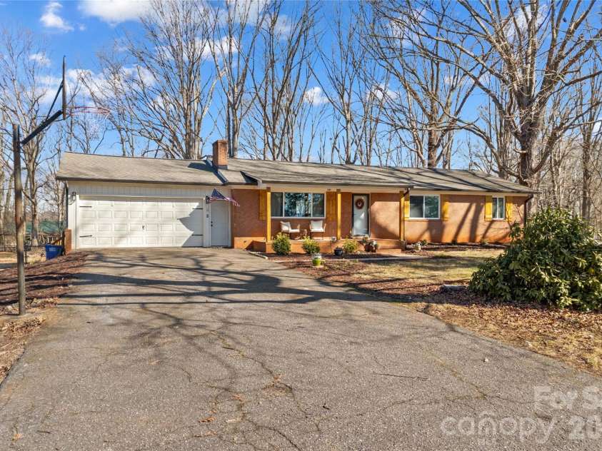 183 Jane Sowers Road, Statesville, NC 28625.  MLS# CAR4352171, YatesRealty ID 12706. Front View