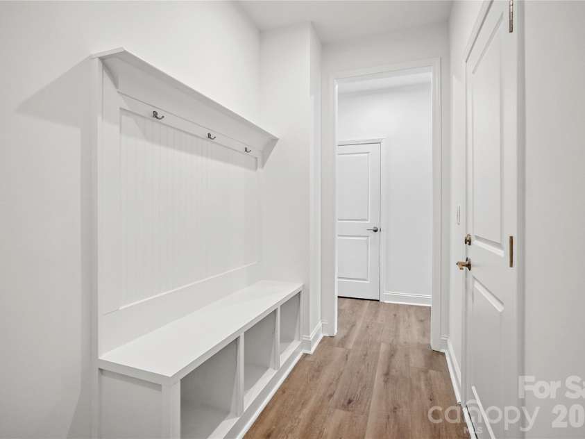 13911 Penbury Lane, Charlotte, NC 28278.  MLS# CAR4365021, YatesRealty ID 12707. 