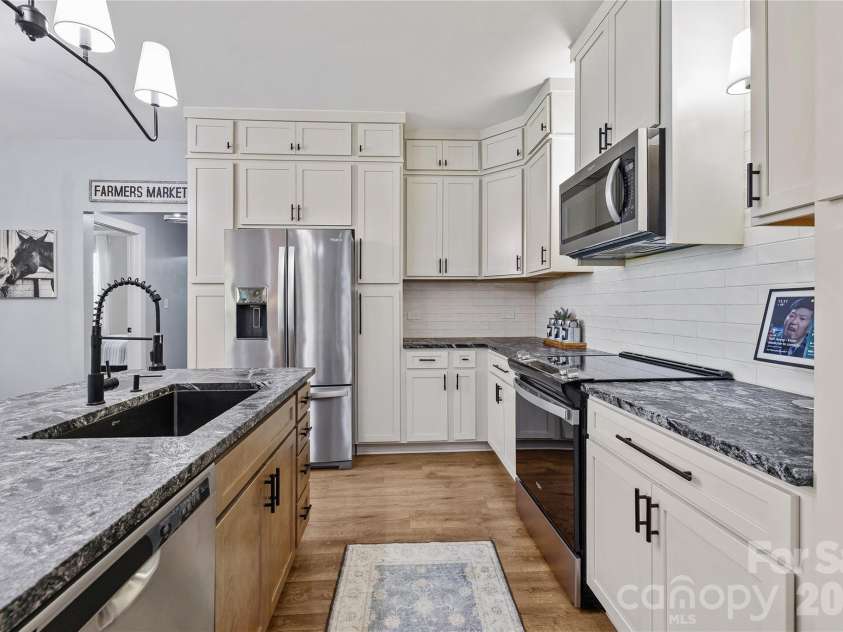 2202 Lannie Lane, Rock Hill, SC 29730.  MLS# CAR4362631, YatesRealty ID 12708. 