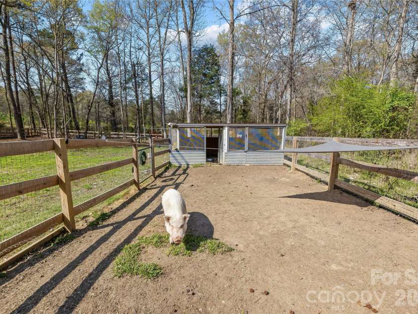 2202 Lannie Lane, Rock Hill, SC 29730.  MLS# CAR4362631, YatesRealty ID 12708. 