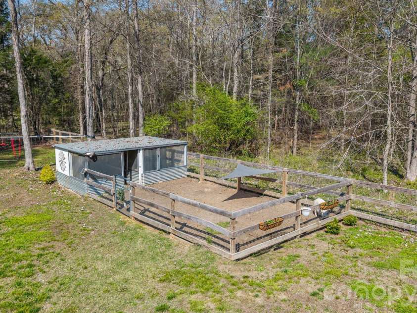 2202 Lannie Lane, Rock Hill, SC 29730.  MLS# CAR4362631, YatesRealty ID 12708. 