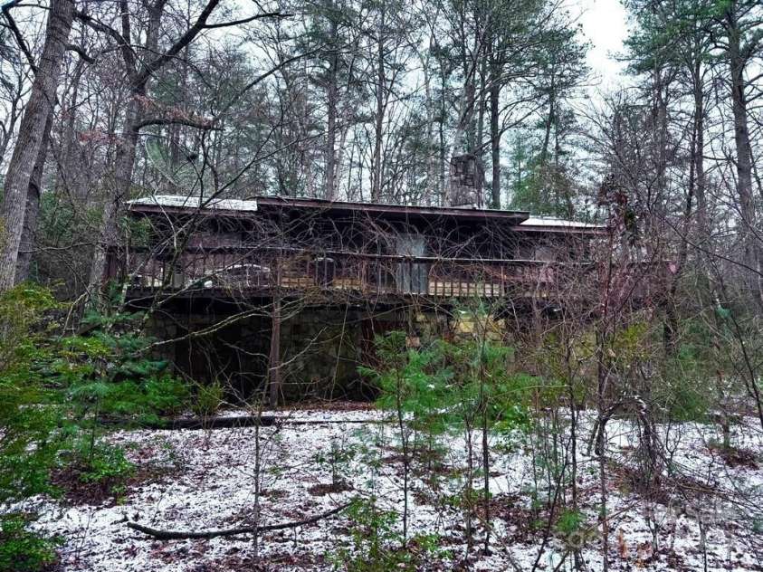 198 Big Rock Drive, Hayesville, NC 28904.  MLS# CAR4227070, YatesRealty ID 12709. 