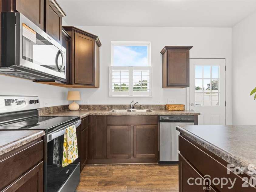 1015 Cherry Bark Place, Landis, NC 28088.  MLS# CAR4368773, YatesRealty ID 12710. 