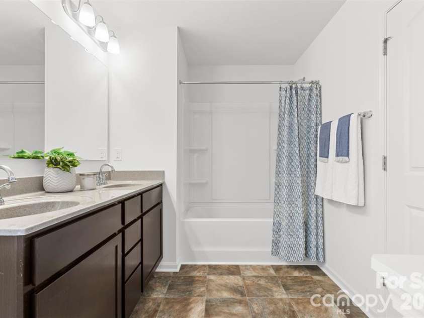 1015 Cherry Bark Place, Landis, NC 28088.  MLS# CAR4368773, YatesRealty ID 12710. 