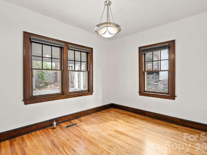 15 Conestee Place, Asheville, NC 28801.  MLS# CAR4358029, YatesRealty ID 12711. Bedroom #3.