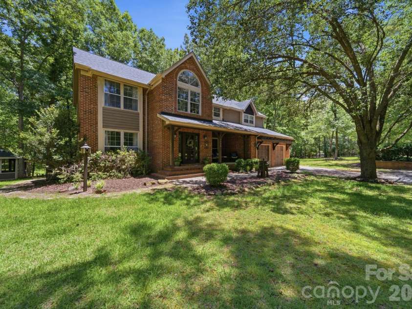 2505 Mountain Folk Lane, Waxhaw, NC 28173.  MLS# CAR4268986, YatesRealty ID 12713. 