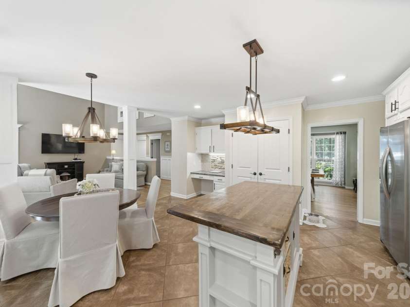 2505 Mountain Folk Lane, Waxhaw, NC 28173.  MLS# CAR4268986, YatesRealty ID 12713. 