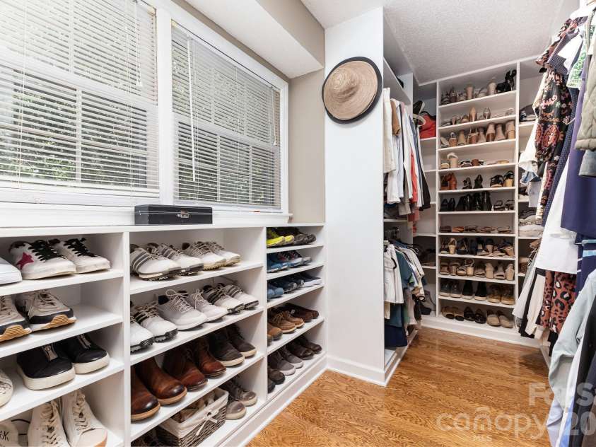 2505 Mountain Folk Lane, Waxhaw, NC 28173.  MLS# CAR4268986, YatesRealty ID 12713. Custom Closet
