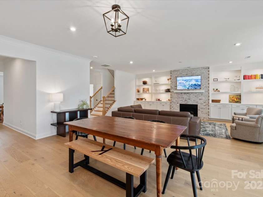 1381 Regions Boulevard, Fort Mill, SC 29707.  MLS# CAR4256863, YatesRealty ID 12714. Casual Dining/Breakfast and Great Room