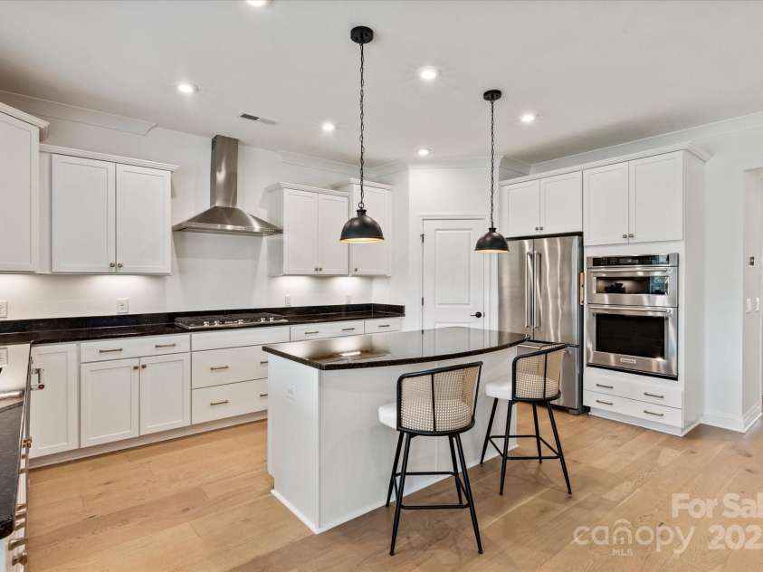 1381 Regions Boulevard, Fort Mill, SC 29707.  MLS# CAR4256863, YatesRealty ID 12714. Kitchen