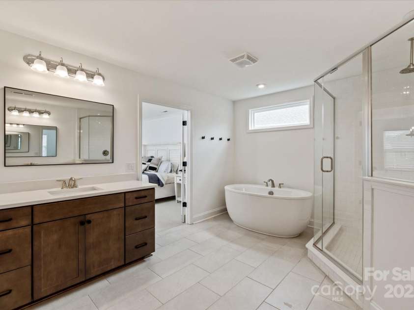 1381 Regions Boulevard, Fort Mill, SC 29707.  MLS# CAR4256863, YatesRealty ID 12714. Primary Bathroom