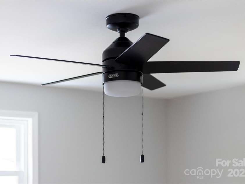 115 Georgia Avenue, Bessemer City, NC 28016.  MLS# CAR4164309, YatesRealty ID 12715. 